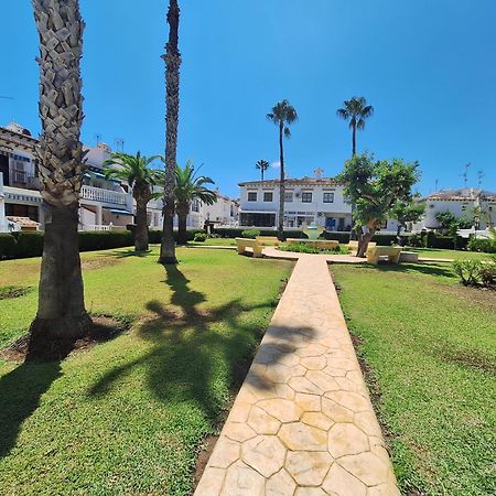 Bebi Casa Apartment Torrevieja Dış mekan fotoğraf